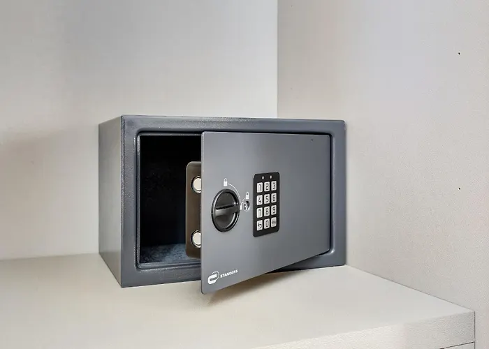 Monti44 Boutique Rom